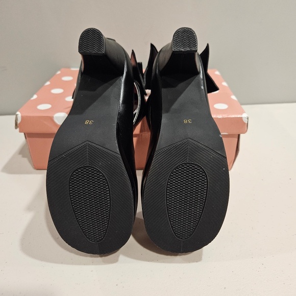 Angelic Imprint Bow platform heels - Picture 6 of 6